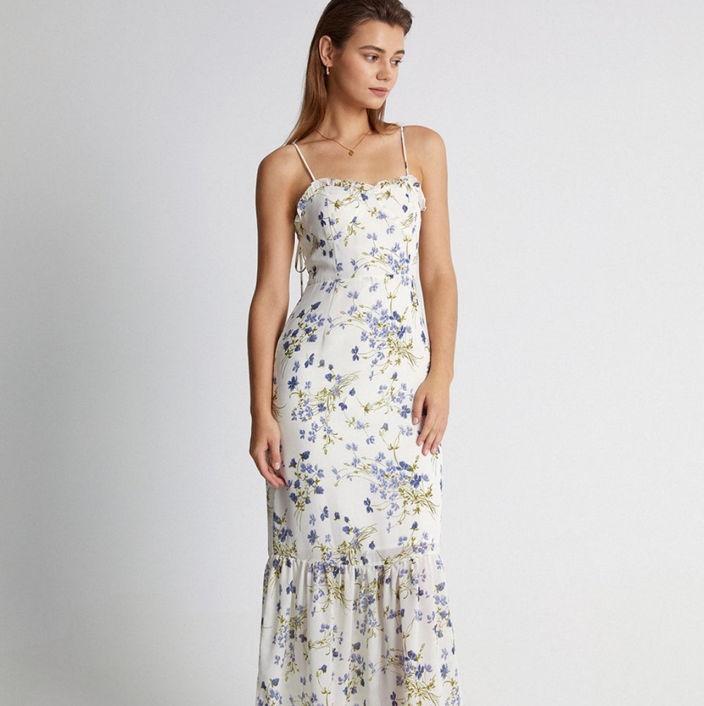 Sweetheart Ruffle Lilac Floral Midi Strap Dress